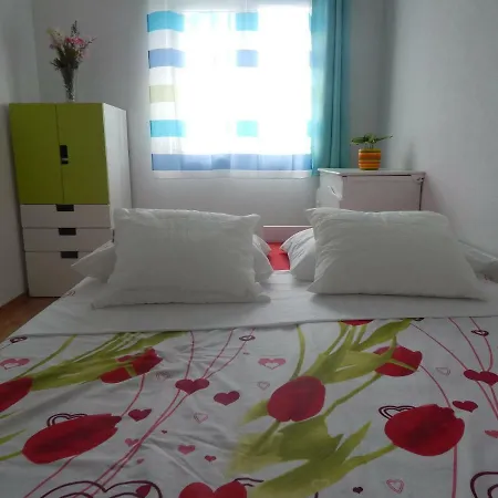 Karlo Apartment *