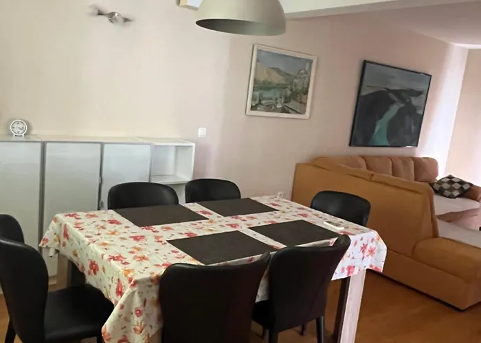 Karlo Apartamento
