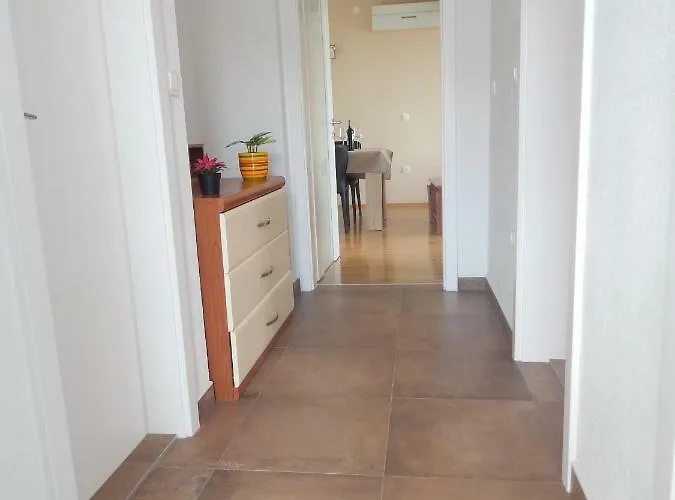 Karlo Appartement Makarska